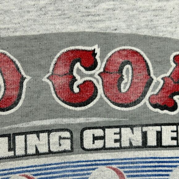 Vintage Gold Coast Bowling Center T Shirt Mens XL X-Large Gray Las Vegas Bowler - Picture 4 of 6